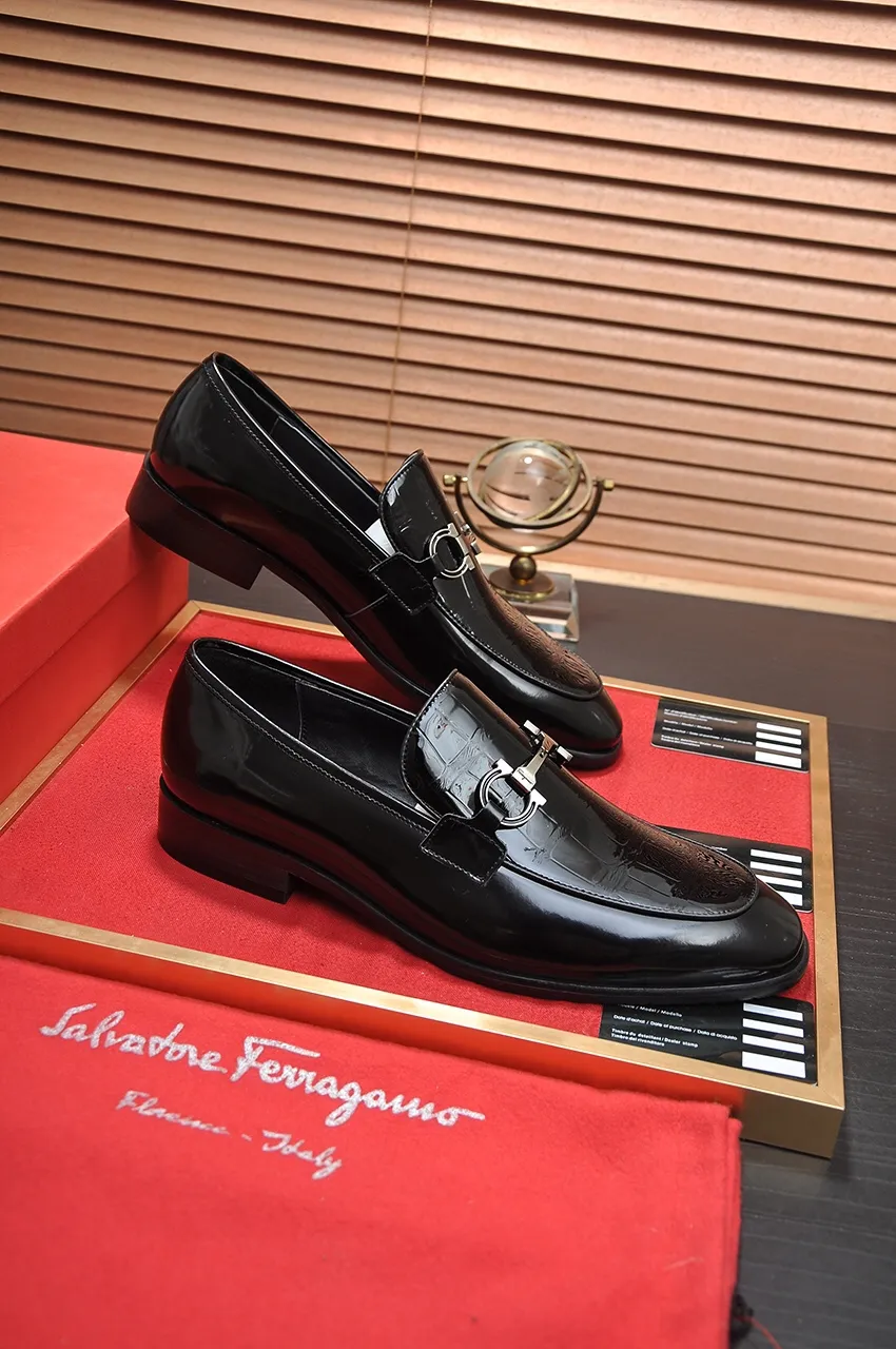 Men's shoes 💰500💶[Ferragamo/Ferragamo] The latest model from the counter. Original imported high-quality cowhide with open sides + imported 🐂 cowhide lining, original luxury metal buckle + original combination outsole. Comparative and stress-free 38--45 (customized for 45)